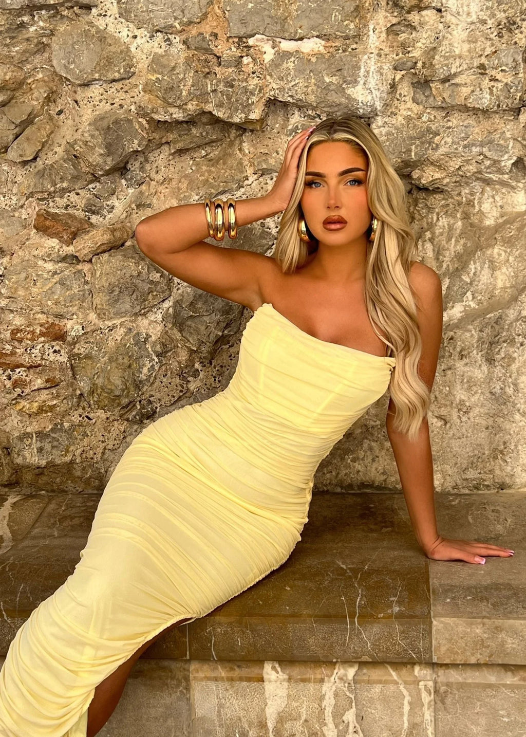 Pretty Moment Ruched Midi Dress Pastel Yellow
